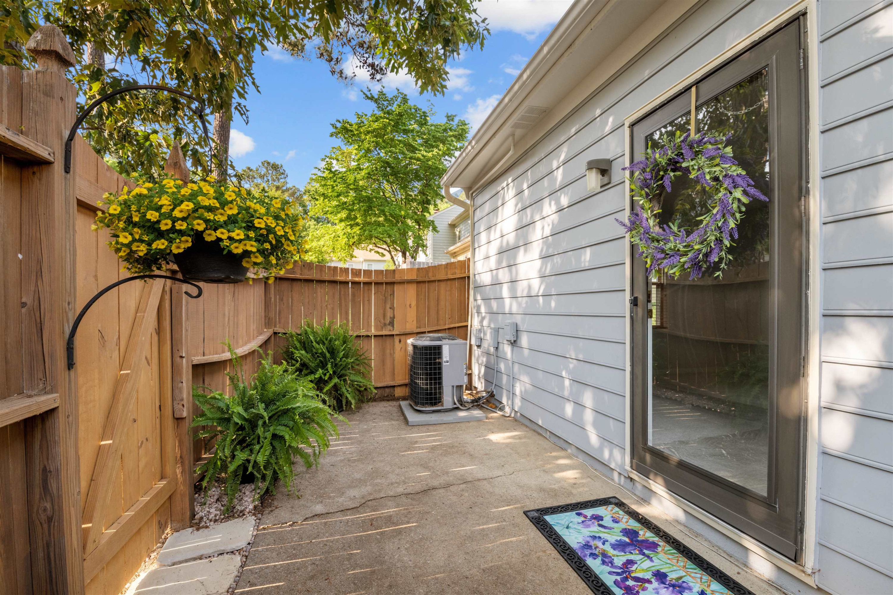 5613 Split Oak Way Property Photo 4