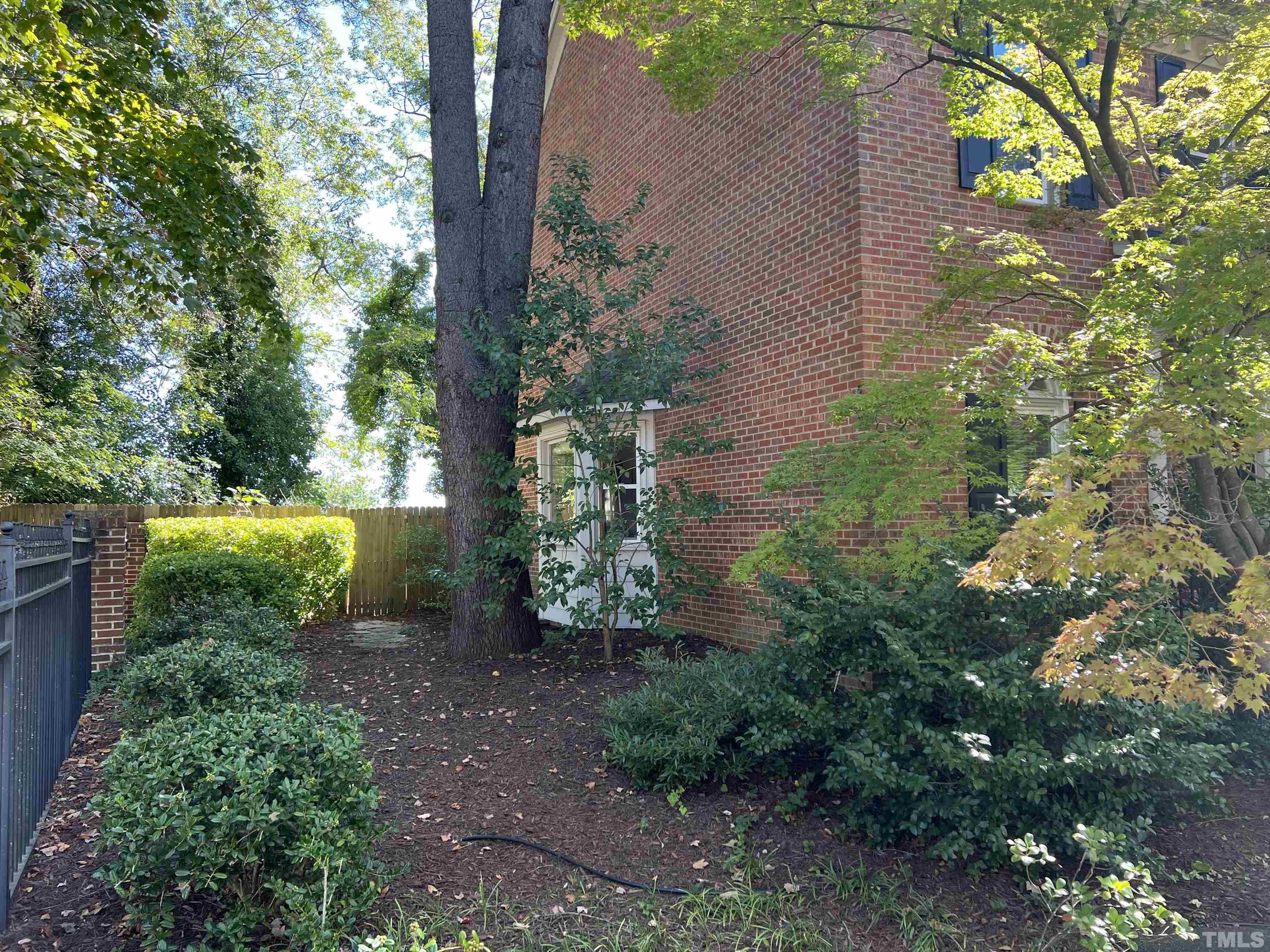 1401 Governors Court Property Photo 16
