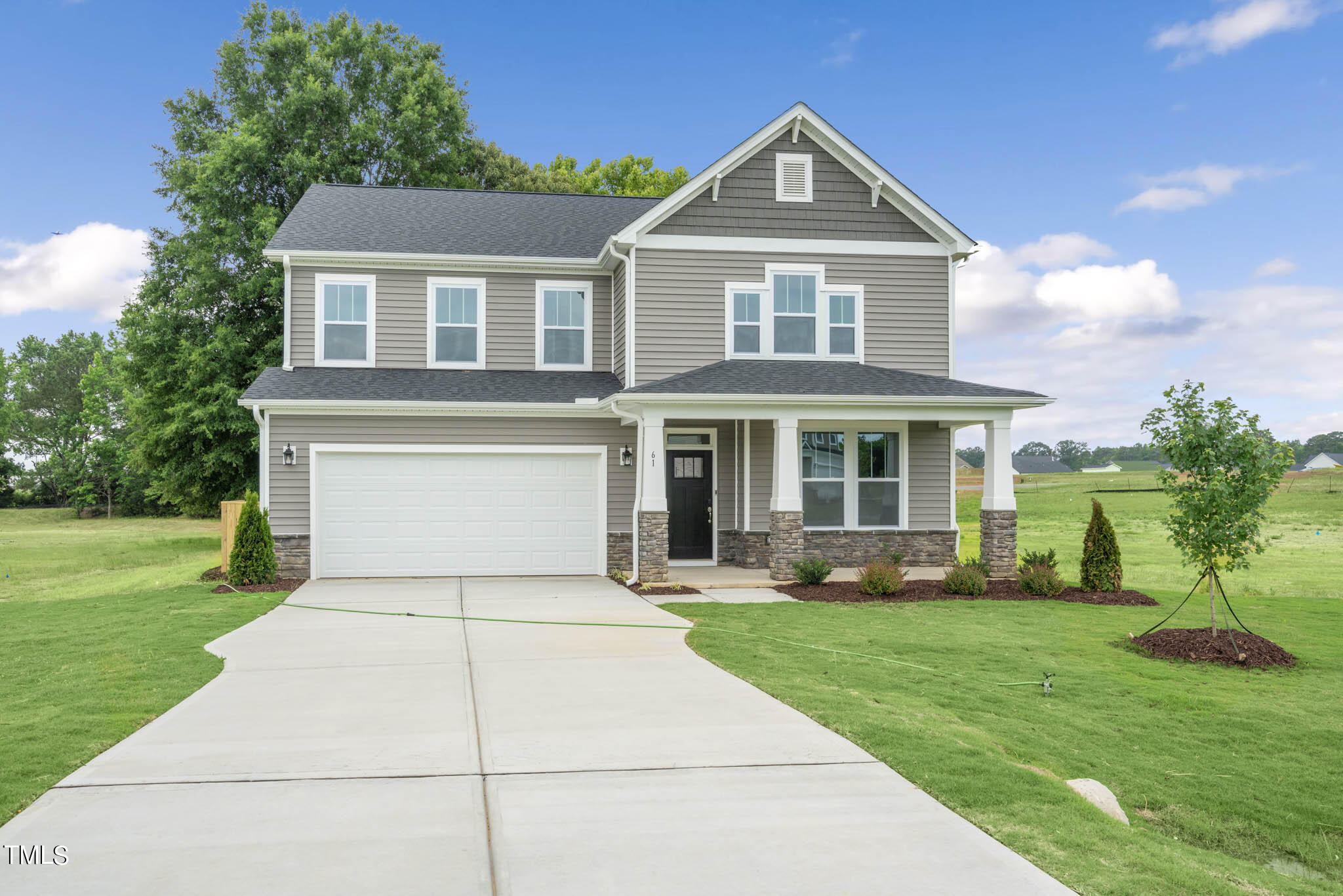 61 Whistling Way Property Photo 2