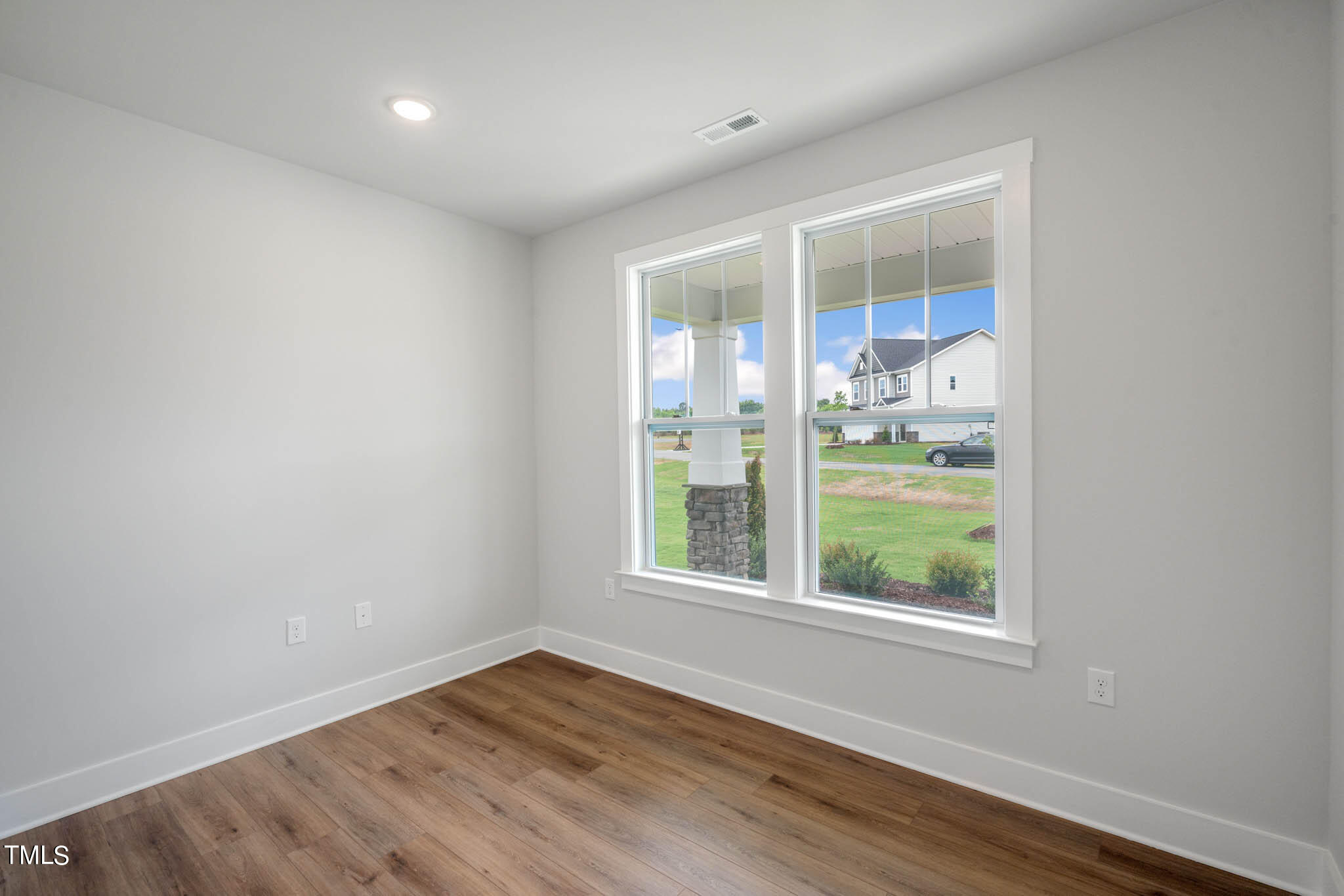 61 Whistling Way Property Photo 6