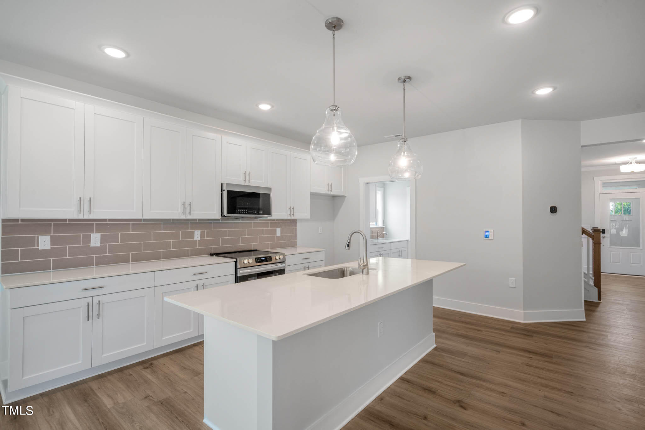 61 Whistling Way Property Photo 13