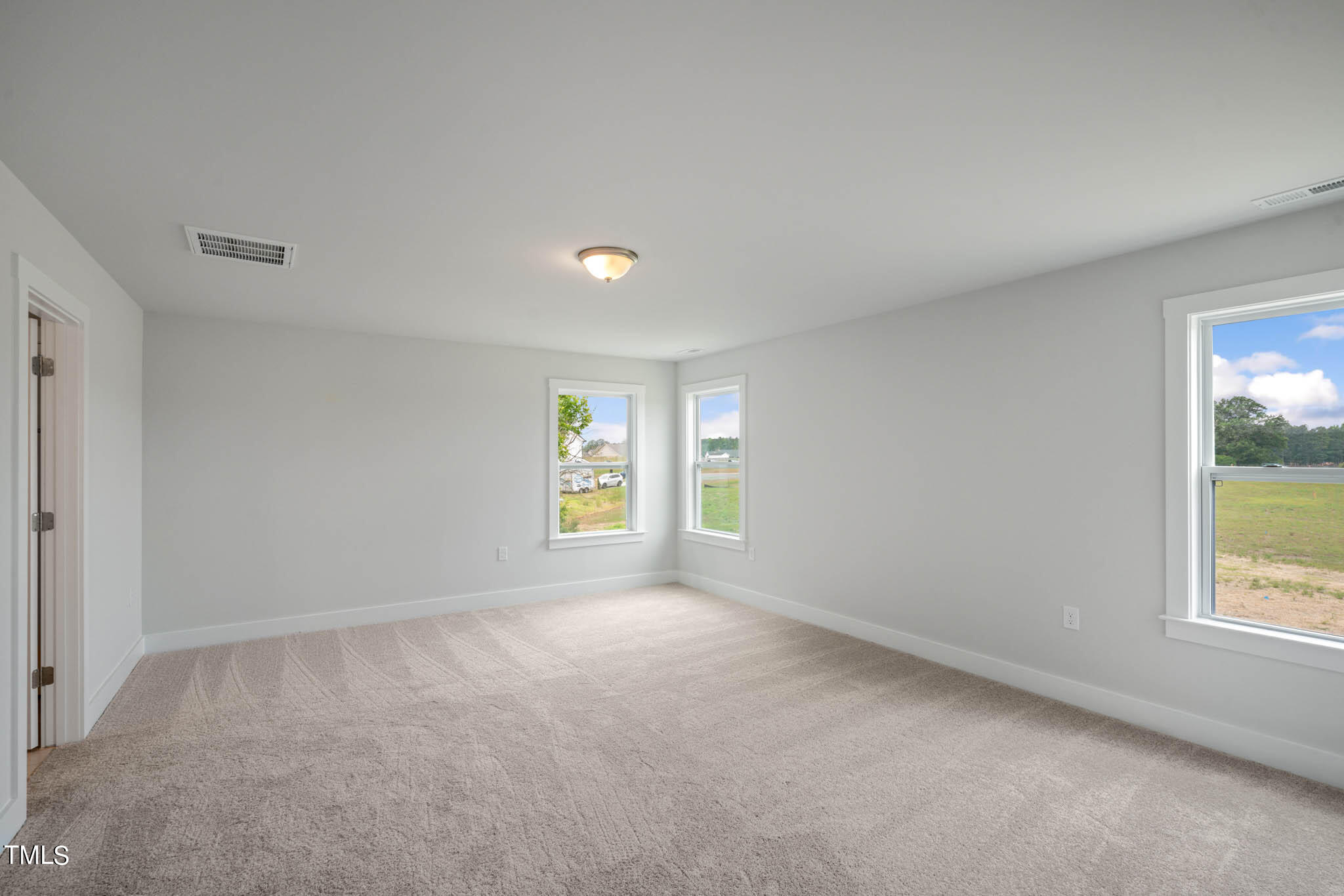 61 Whistling Way Property Photo 29