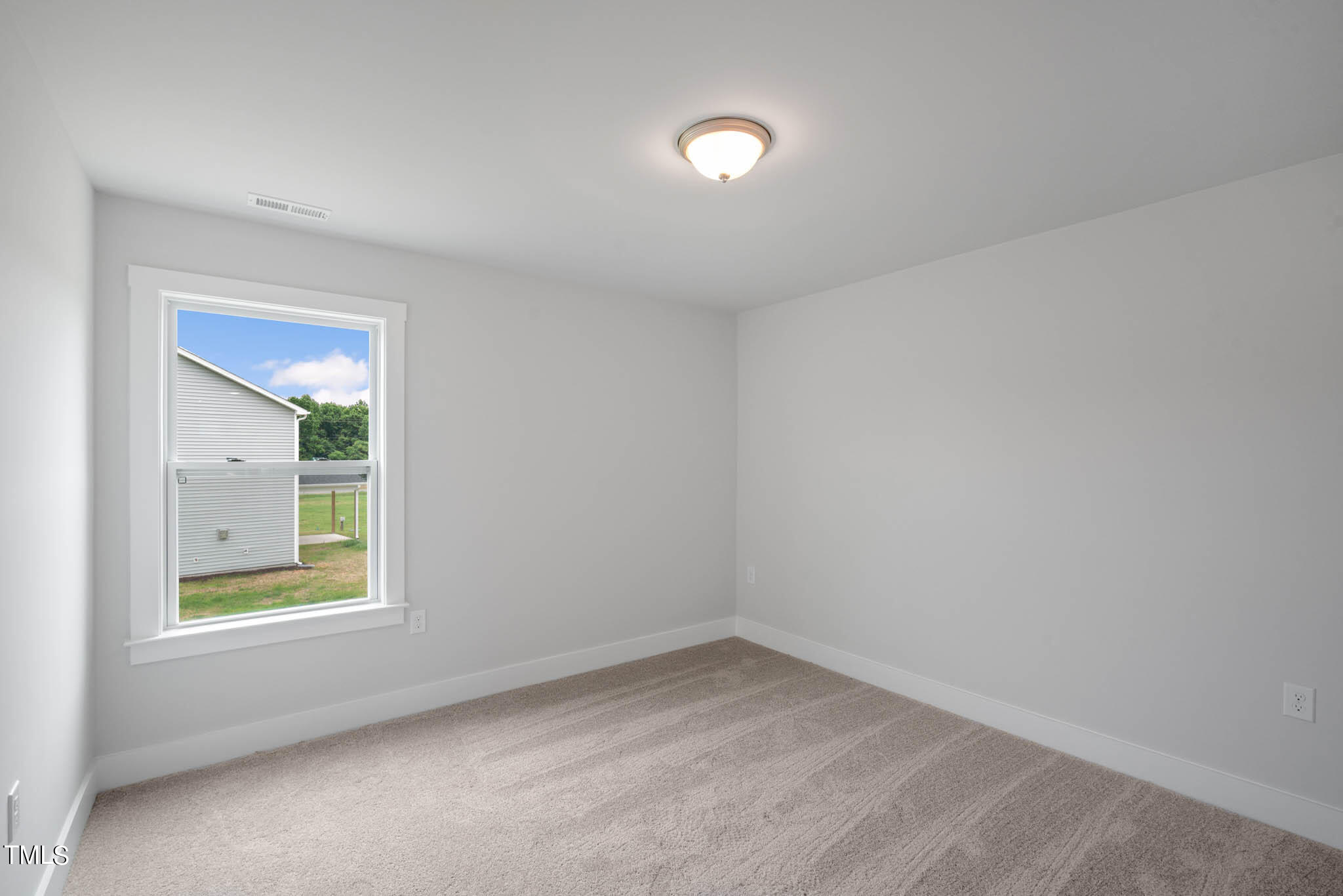 61 Whistling Way Property Photo 36