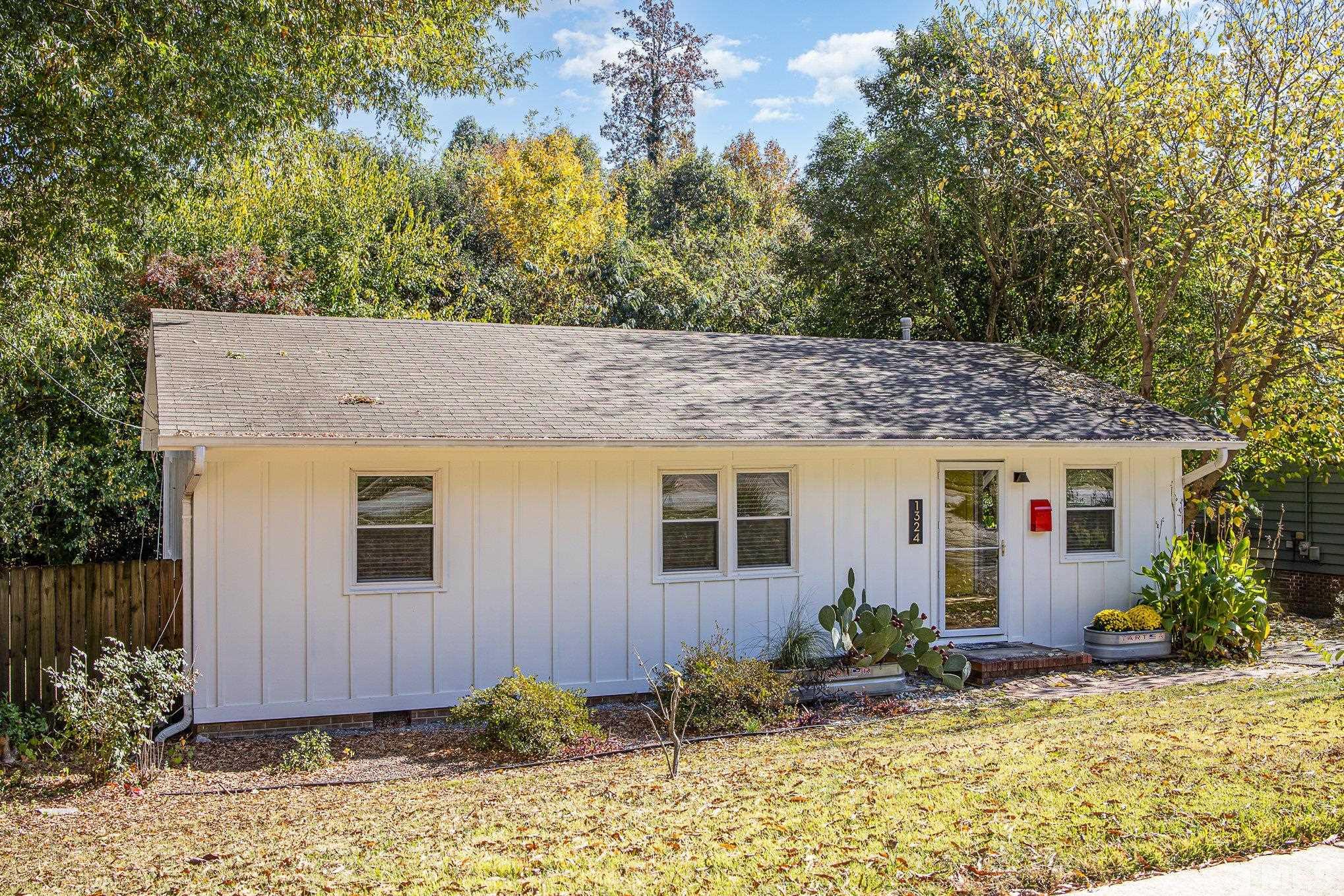 1324 Marlborough Road Property Photo 3
