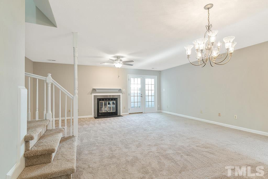 102 Lakewater Drive Property Photo 11