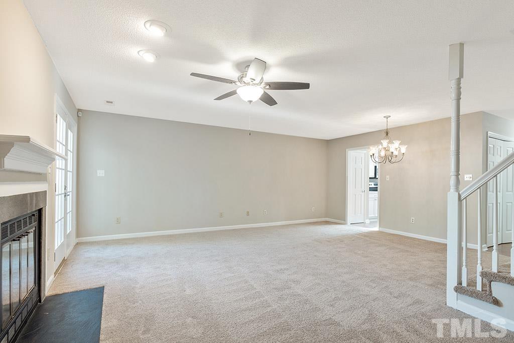 102 Lakewater Drive Property Photo 12