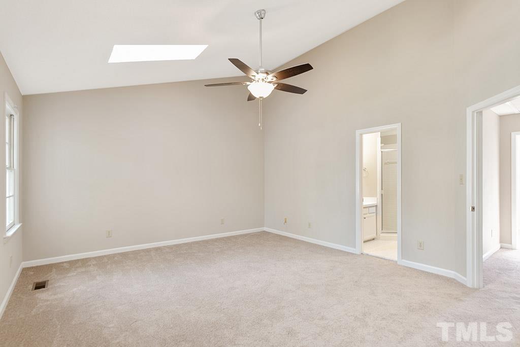 102 Lakewater Drive Property Photo 19