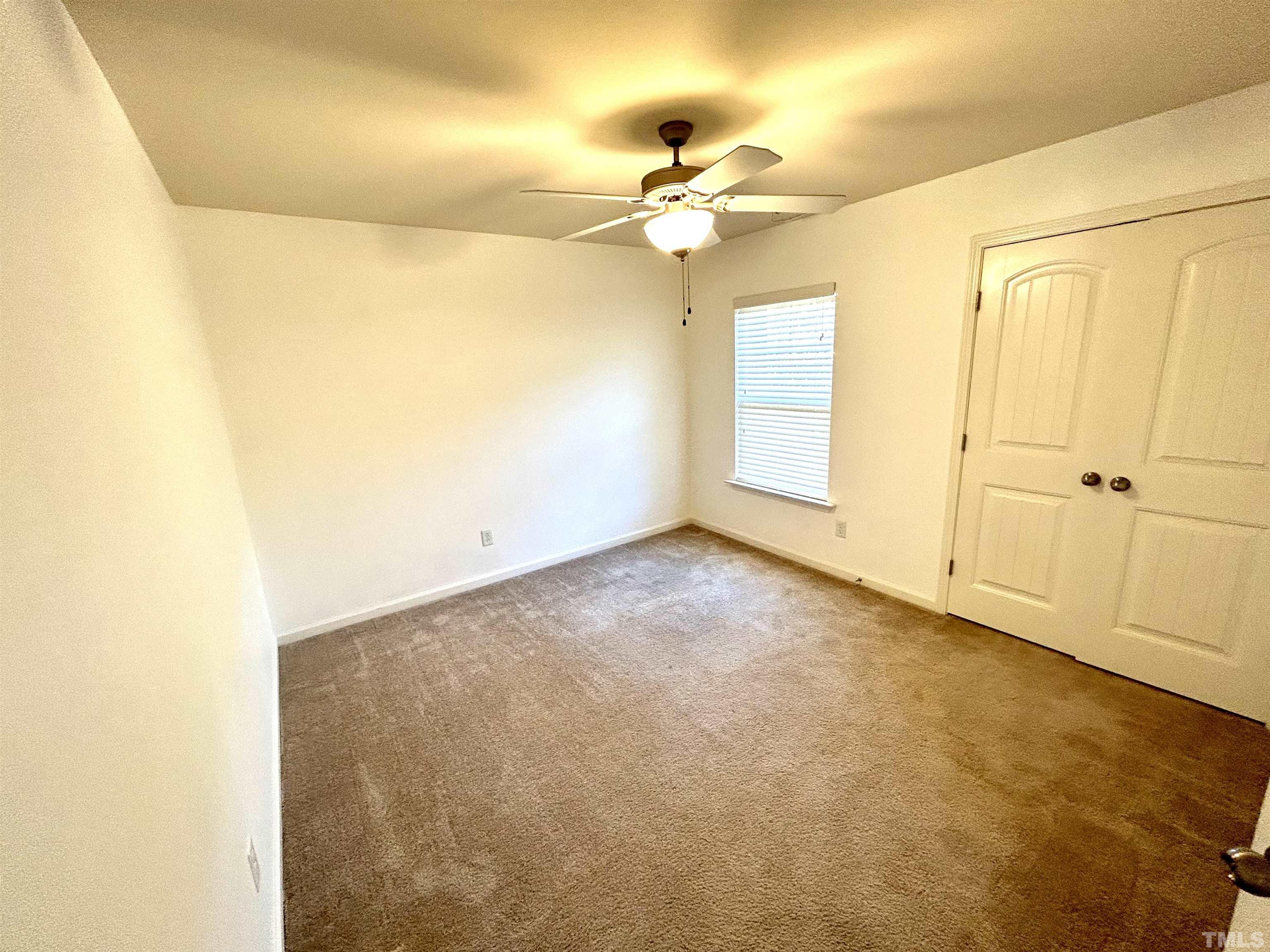 2014 Weston Green Loop Property Photo 15