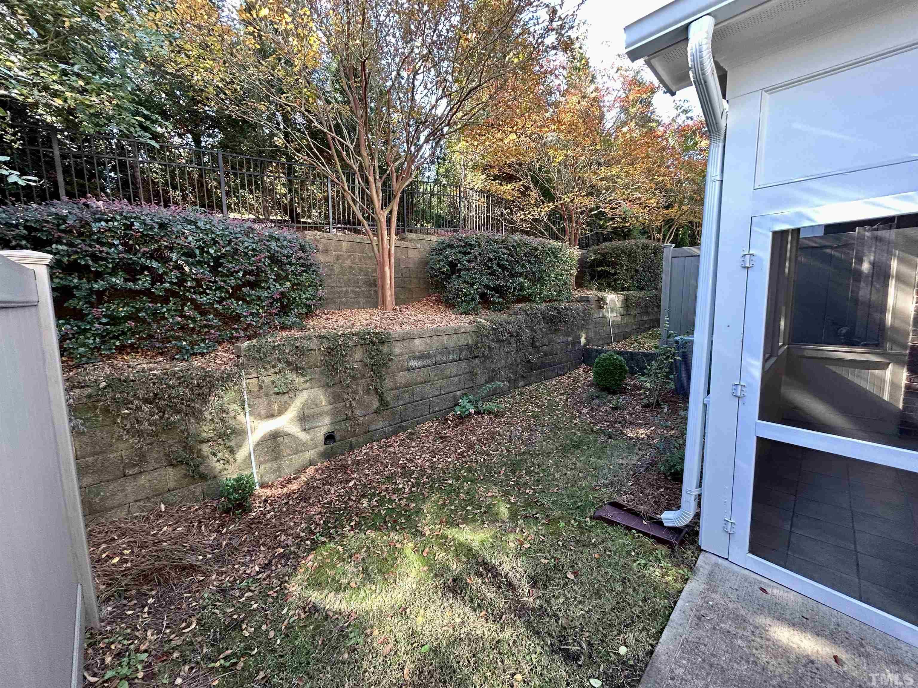 2014 Weston Green Loop Property Photo 17