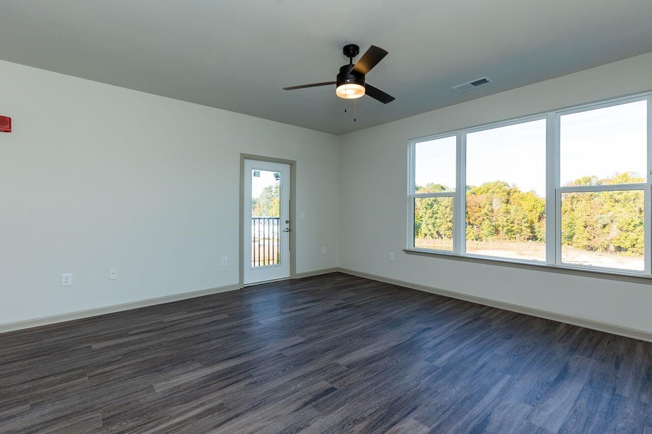 2303 Gathering Sq Court Property Photo 18