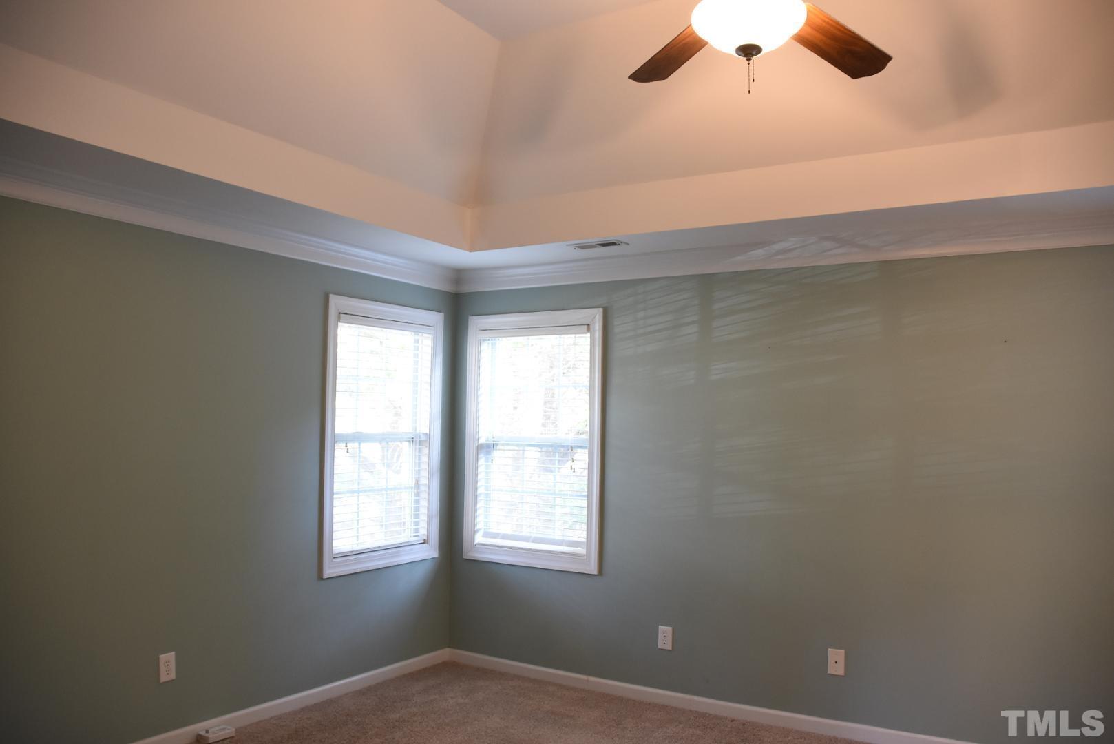 100 Chalkwell Ct Property Photo 9