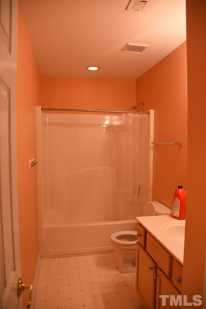 100 Chalkwell Ct Property Photo 14