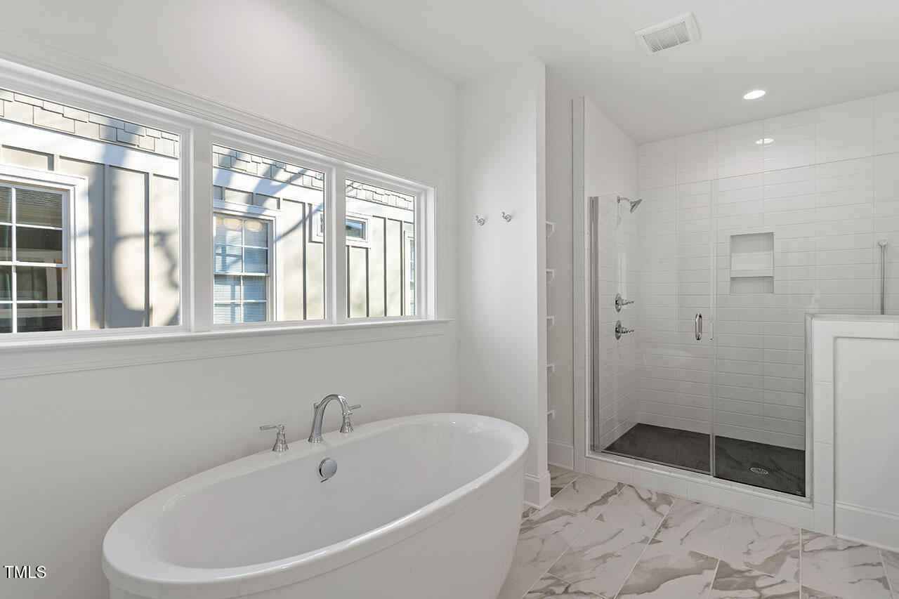 2408 Everett Avenue Property Photo 20