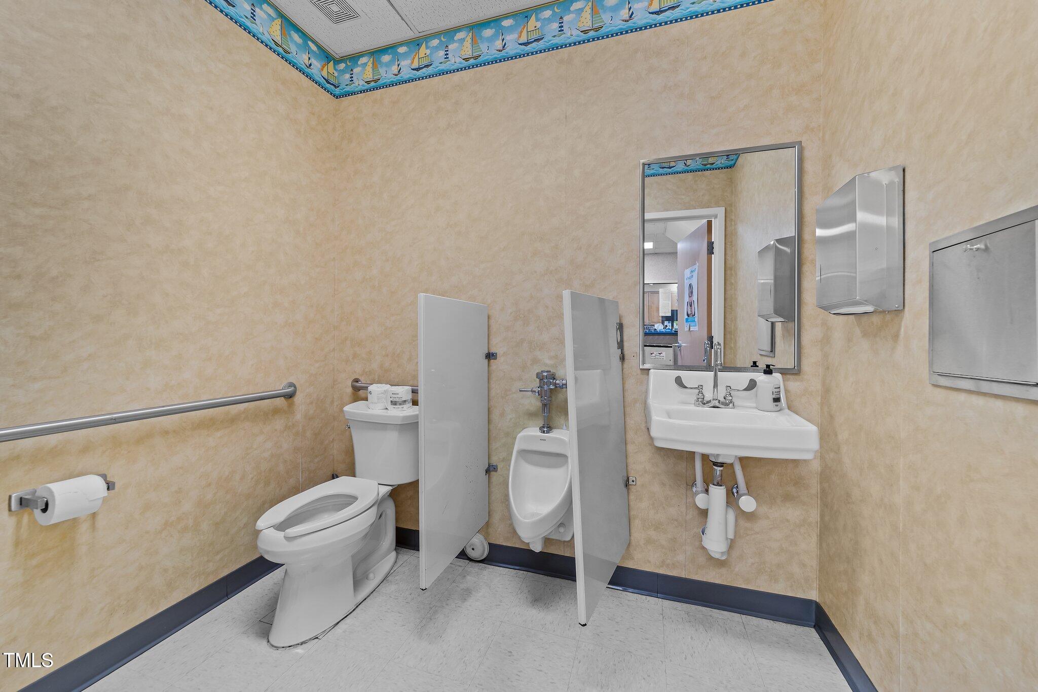 3804 S Church Street Property Photo 18