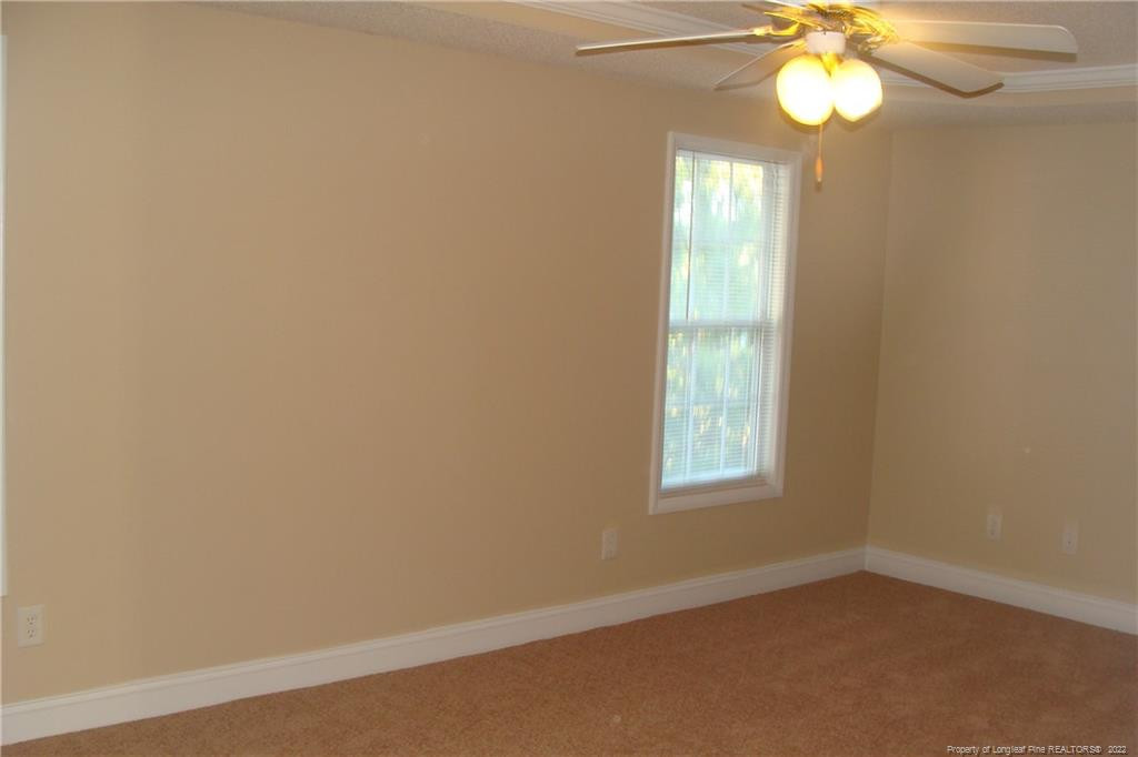305 Cresthaven Drive Property Photo 9