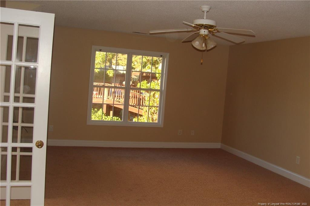 305 Cresthaven Drive Property Photo 13