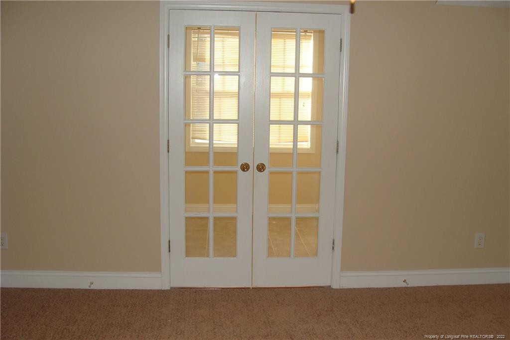 305 Cresthaven Drive Property Photo 15