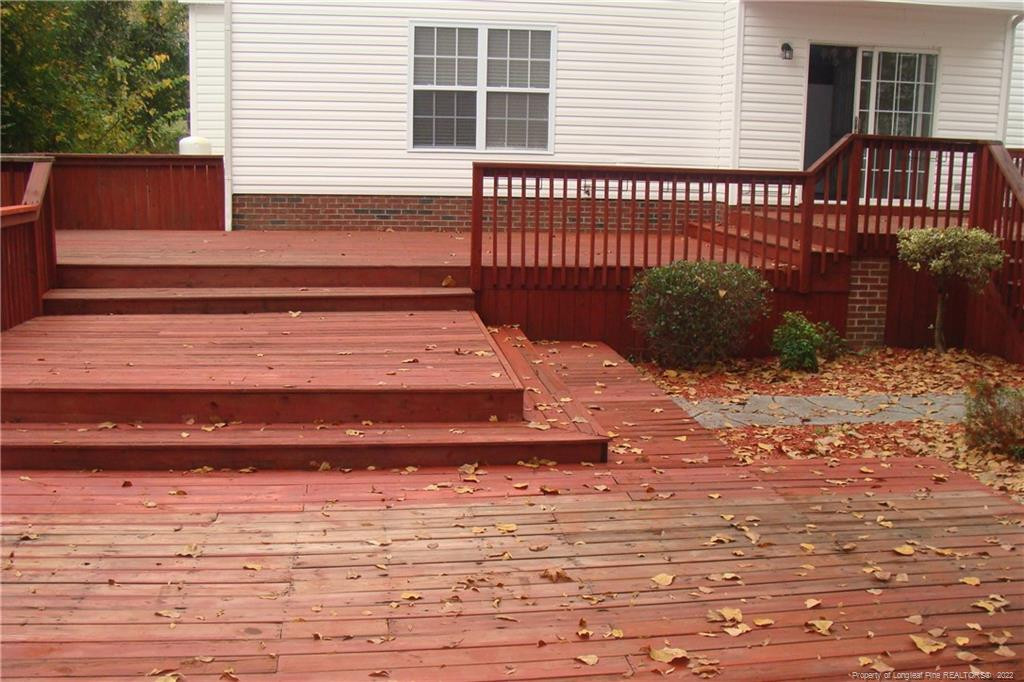 305 Cresthaven Drive Property Photo 18