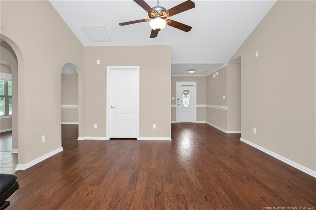 1093 Saint Johns Loop Property Photo 7