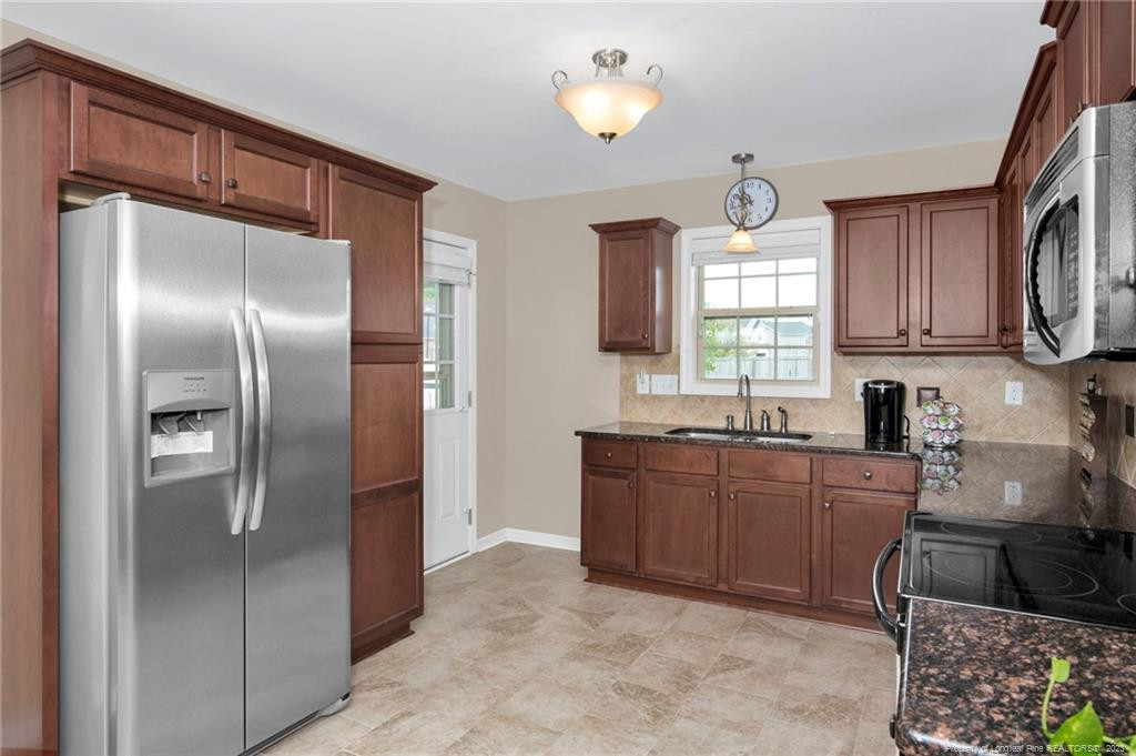 1093 Saint Johns Loop Property Photo 14