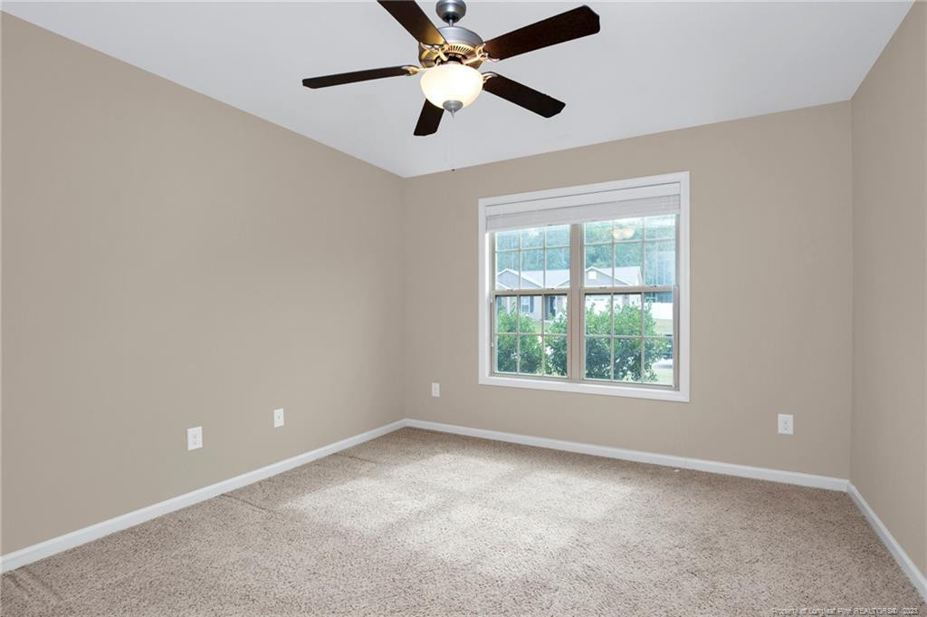 1093 Saint Johns Loop Property Photo 17