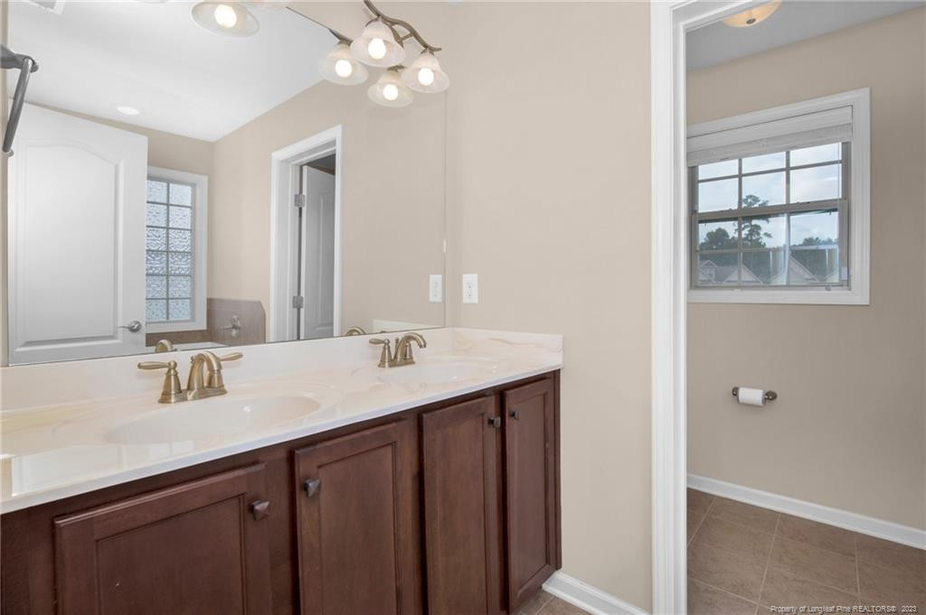 1093 Saint Johns Loop Property Photo 26