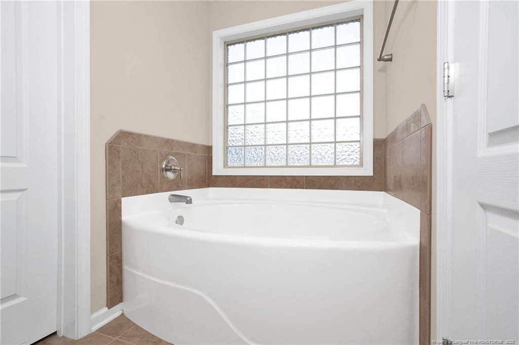 1093 Saint Johns Loop Property Photo 27