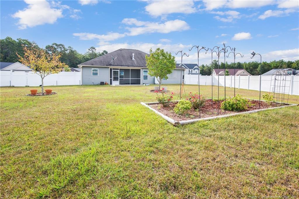1093 Saint Johns Loop Property Photo 32