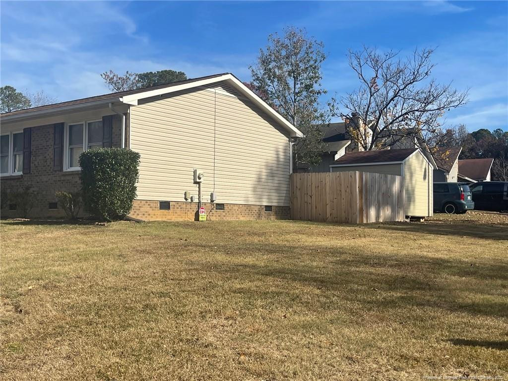 7335 Van Grayson Loop Property Photo 2