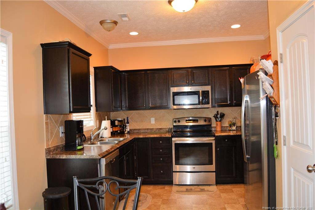4813 Cedar Pass Drive Property Photo 3