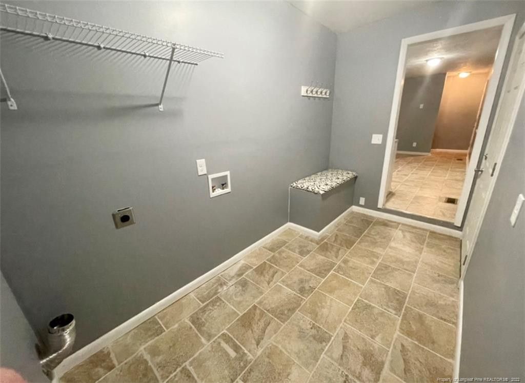 5895 Columbine Road Property Photo 16