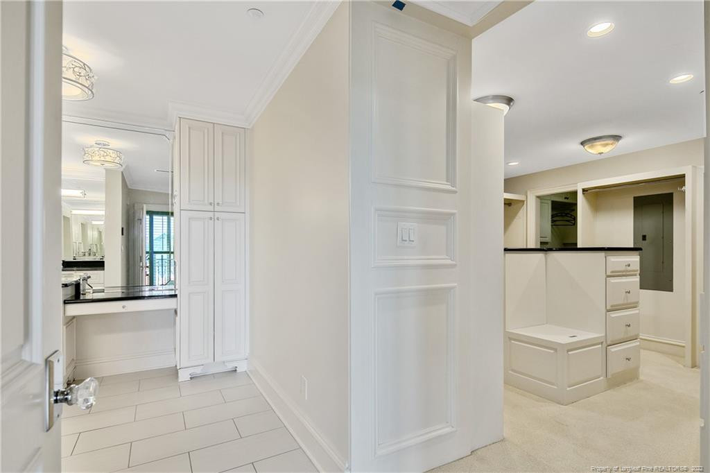 325 Hay Street 401 Property Photo 23