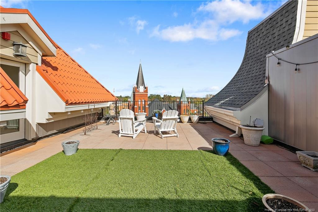 325 Hay Street 401 Property Photo 46
