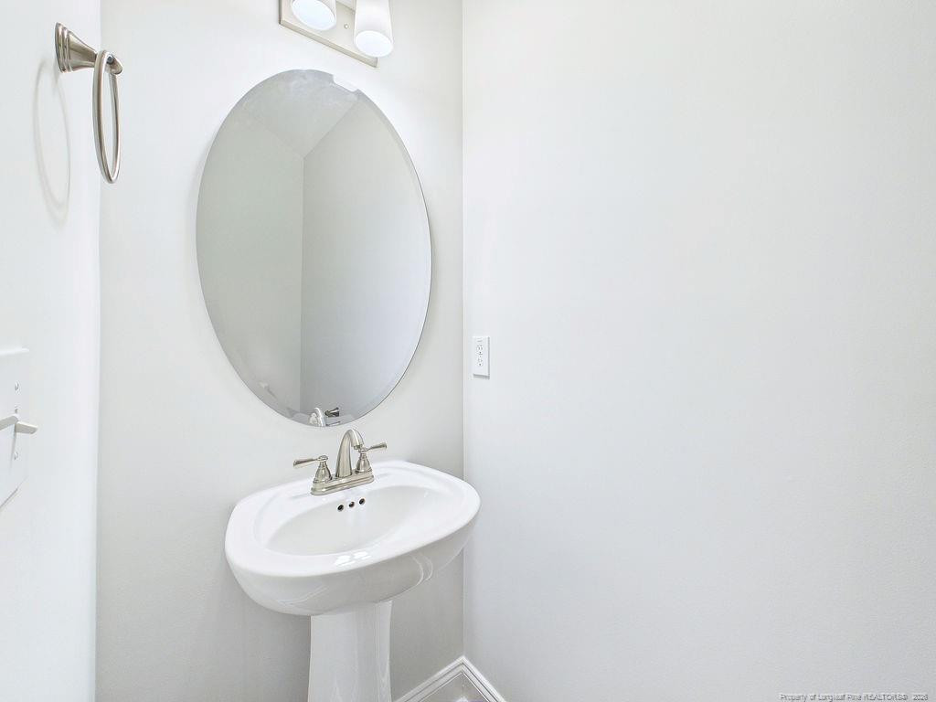 816 Red Hawk Place Property Photo 21