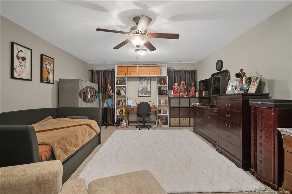 196 Brentmoor Drive Property Photo 13