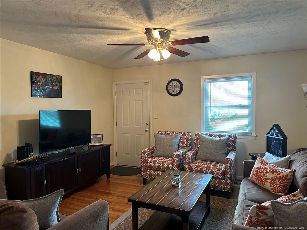 626 Pleasant Loop Property Photo 6
