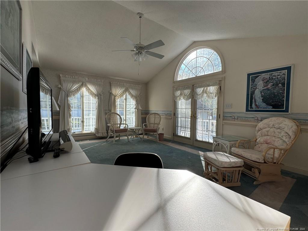908 E Prospect Avenue Property Photo 15
