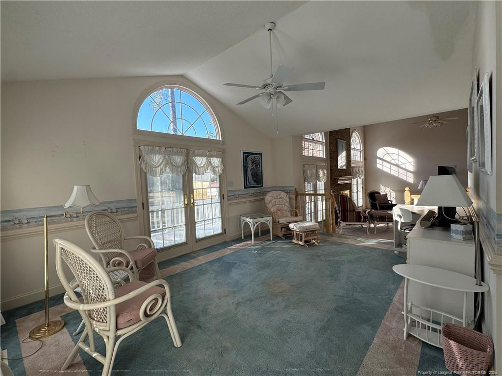 908 E Prospect Avenue Property Photo 17
