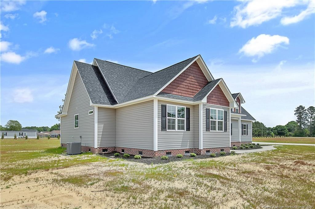 3018 Dinwiddle Drive Property Photo 3