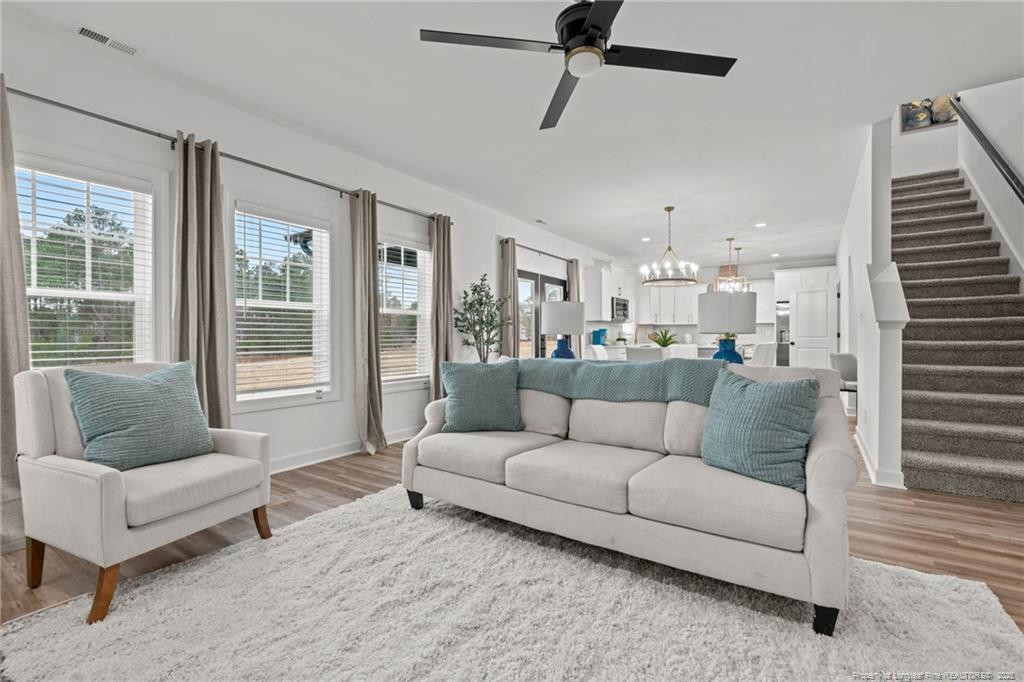 71 Persimmon Tree Drive Property Photo 3