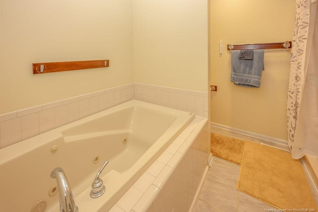 1303 Steeple Run Drive Property Photo 20