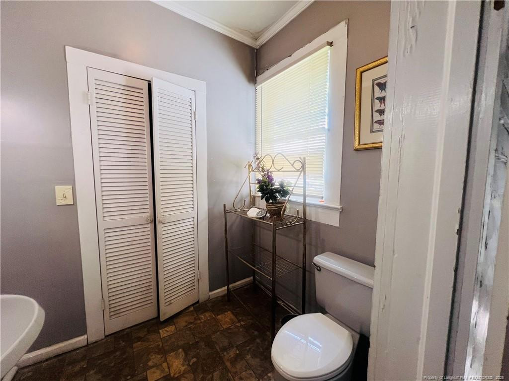 208 S Bond Street Property Photo 13