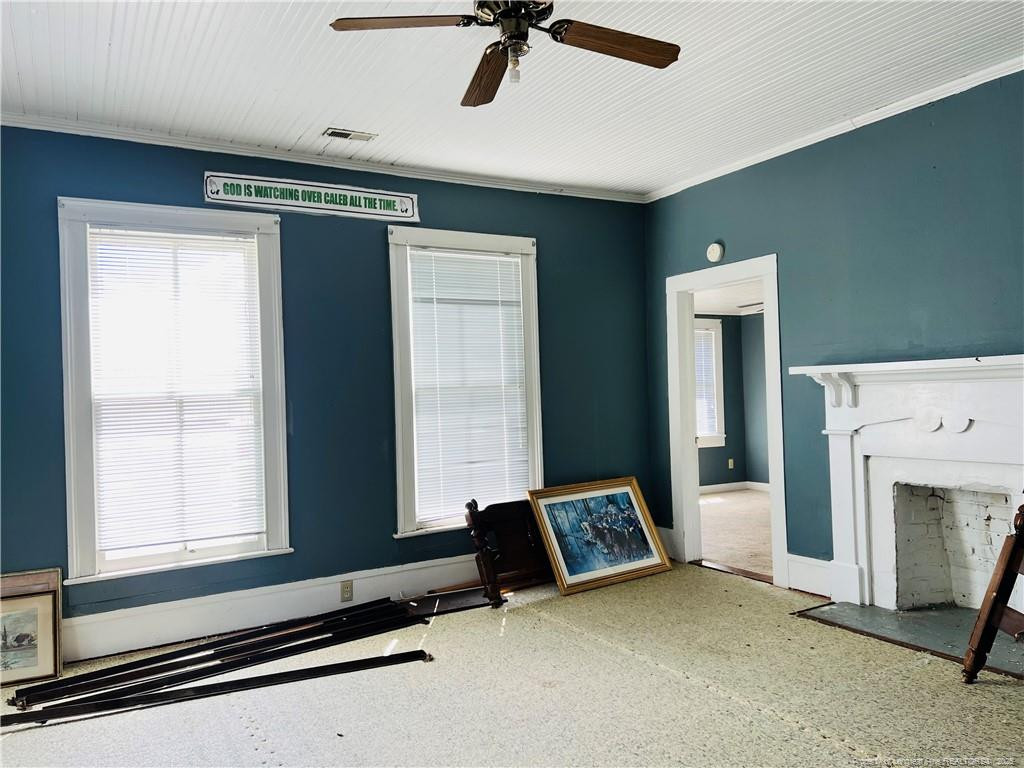 208 S Bond Street Property Photo 20