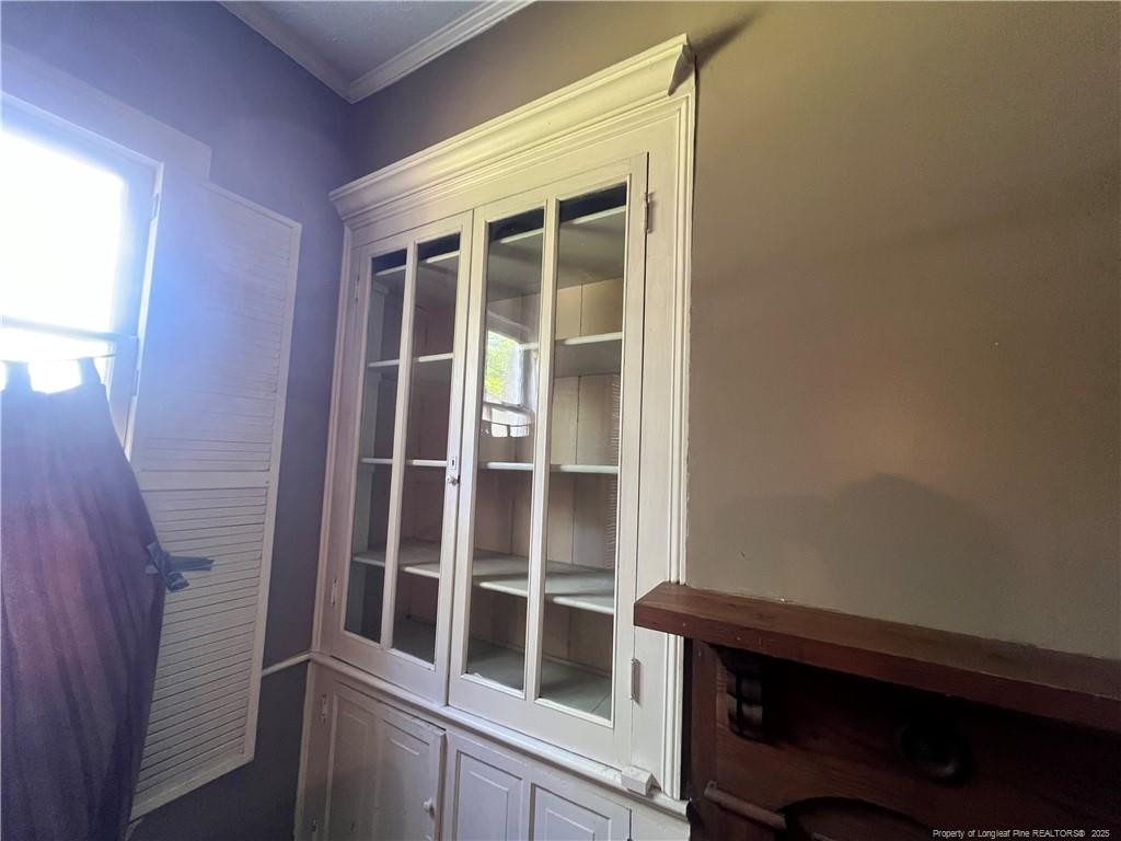 208 S Bond Street Property Photo 28