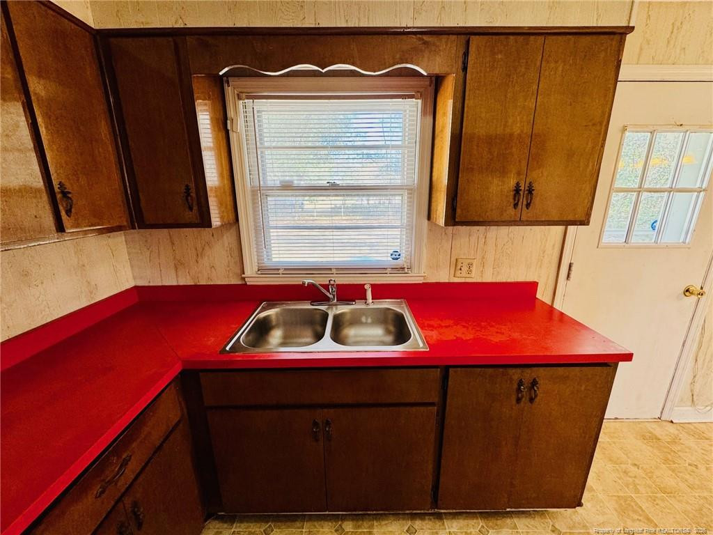 803 Floyd Street Property Photo 15