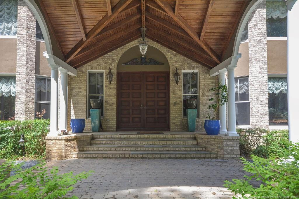 1064 Tresses Court Property Photo 5