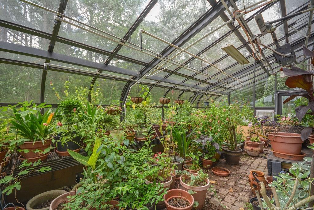 1064 Tresses Court Property Photo 43