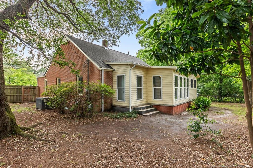 212 N Roberts Street Property Photo 37