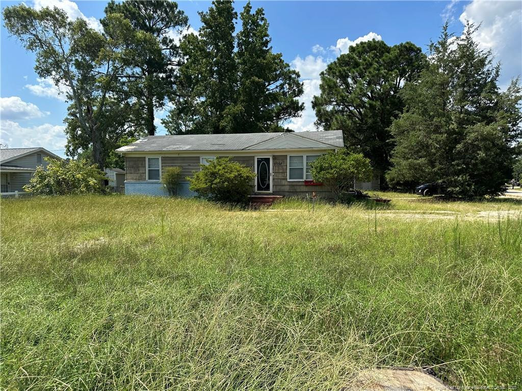 5758 Camden Road Property Photo 1