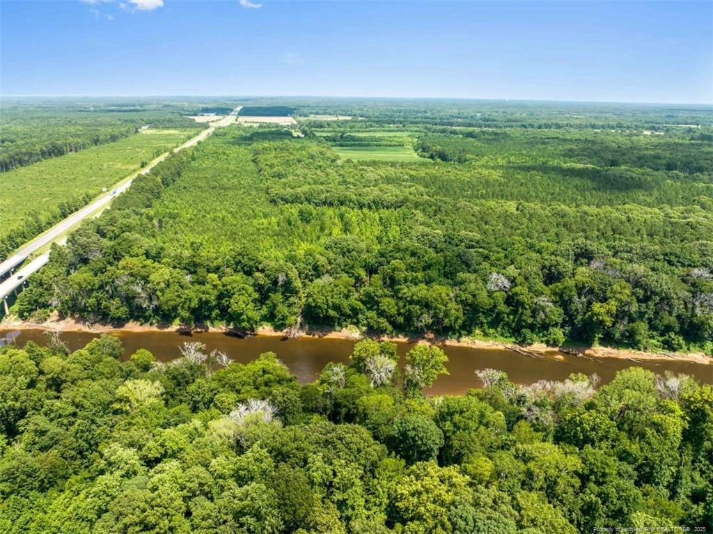 4247 River Road Property Photo 3